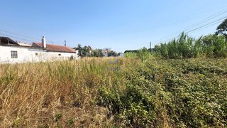 Land for sale in Azambuja, Portugal — €30,000