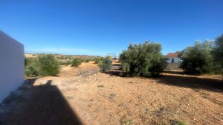 Terreno de 13 160 m² em Santarém