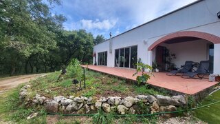 Land for sale in Porto de Mós, Portugal — €730,000