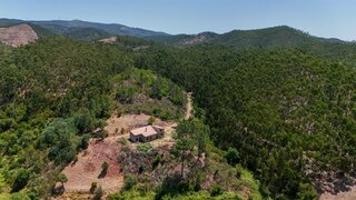 Land for sale in Monchique, Portugal — €160,000