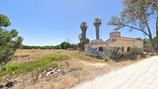Terreno de 166 480 m² em Faro
