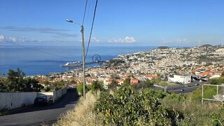Terreno em Funchal · 2050 m² · 350 000 €