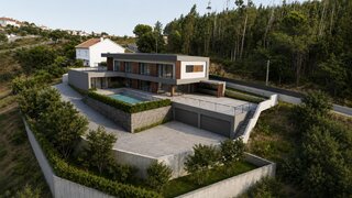 Land for sale in Tomar, Portugal — €710,000