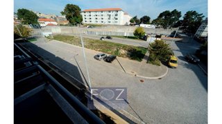 Terreno de 810 m² em Porto