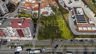 Land for sale in Vila Nova de Gaia, Portugal — €1,100,000