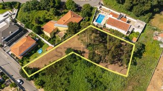 Land for sale in Vila Nova de Gaia, Portugal — €145,000