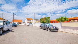 Land for sale in Montijo, Portugal — €269,900
