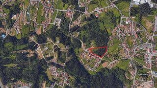 Land for sale in Santa Maria da Feira, Portugal — €200,000