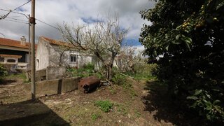 Land for sale in Alenquer, Portugal — €79,000