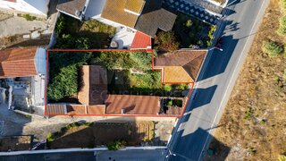 Land for sale in Oeiras, Portugal — €180,000