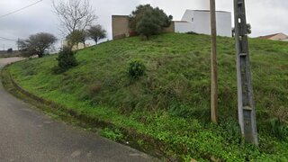 Terreno em Vila Franca de Xira · 396 m² · 58 900 €