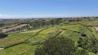 Terreno em Lourinhã · 26 760 m² · 55 000 €
