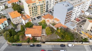 Terreno em Vila Nova de Gaia · 1150 m² · 850 000 €