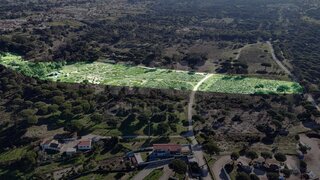 Terreno em Sesimbra · 46 781 m² · 700 000 €