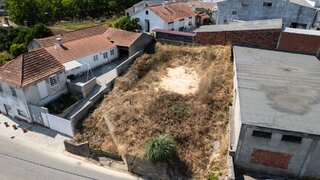 Terreno em Alcobaça · 402 m² · 65 000 €