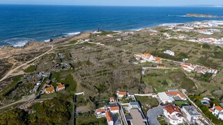 Land for sale in Peniche, Portugal — €450,000