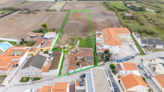 Terreno de 5880 m² em Peniche