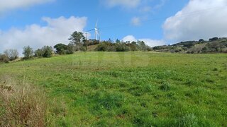 Land for sale in Sobral de Monte Agraço, Portugal — €200,000