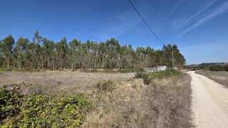 Land for sale in Sobral de Monte Agraço, Portugal — €70,000