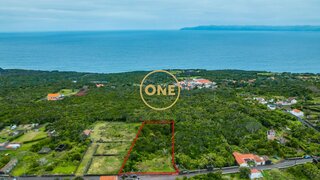 Land for sale in São Roque do Pico, Portugal — €120,000