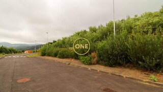 Land for sale in Santa Cruz, Portugal — €90,000