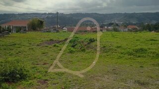 Land for sale in Ourém, Portugal — €51,000