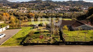 Land for sale in Arcos de Valdevez, Portugal — €57,000