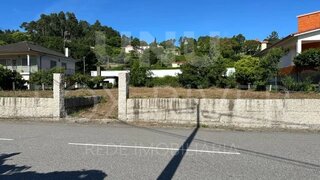 Land for sale in Valença, Portugal — €45,000