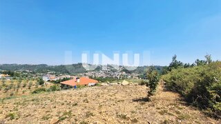 Terreno de 1600 m² em Viseu