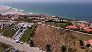 Land for sale in Caldas da Rainha, Portugal — €525,000