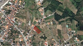 Land for sale in Valença, Portugal — €43,000