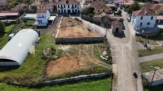 Land for sale in Valença, Portugal — €125,000
