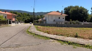 Terreno de 453 m² em Viana do Castelo