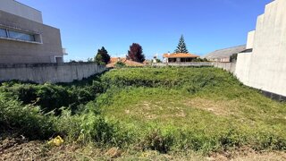 Land for sale in Viana do Castelo, Portugal — €110,000