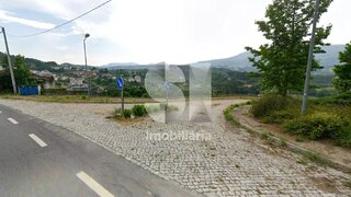 Terreno de 30 200 m² em Vila Real