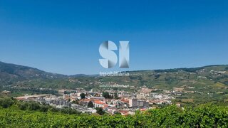 Land for sale in Peso da Régua, Portugal — €450,000