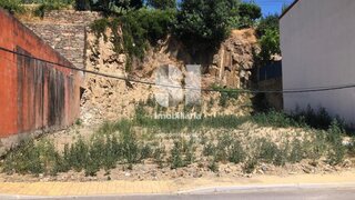 Terreno em Alijó · 240 m² · 130 000 €