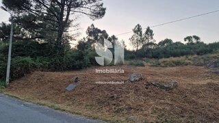 Land for sale in Paredes, Portugal — €57,500