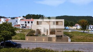Land for sale in Torres Vedras, Portugal — €100,000