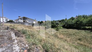 Land for sale in Tondela, Portugal — €40,000