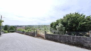Land for sale in Tondela, Portugal — €350,000