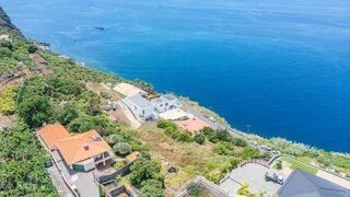 Land for sale in Calheta (Madeira), Portugal — €1,500,000
