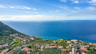 Land for sale in Calheta (Madeira), Portugal — €360,000