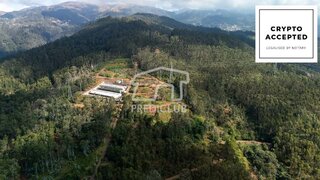 Land for sale in Câmara de Lobos, Portugal — €450,000