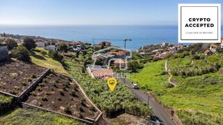 Land for sale in Calheta (Madeira), Portugal — €106,000