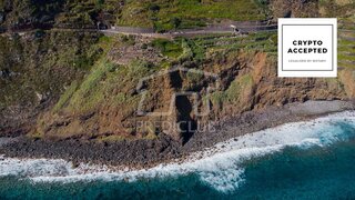 Land for sale in Porto Moniz, Portugal — €415,000