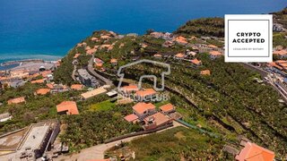 Land for sale in Ponta do Sol, Portugal — €135,000