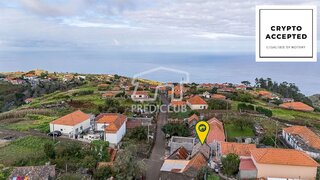 Land for sale in Calheta (Madeira), Portugal — €65,000