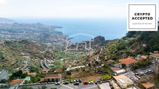 Land for sale in Câmara de Lobos, Portugal — €150,000