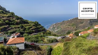 Land for sale in Ribeira Brava, Portugal — €110,000